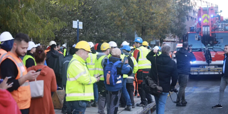 U rrëzuan nga skelat në Gjermani, një nga katër shqiptarët akoma nën rrënoja