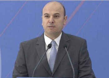 Malltezi hedh poshtë akuzat për korrupsion. Ja qëndrimi i ndërtuesit Bektashi