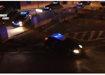 U fut për të vjedhur banesën, hajduti e pëson keq, bie nga kati i pestë i pallatit