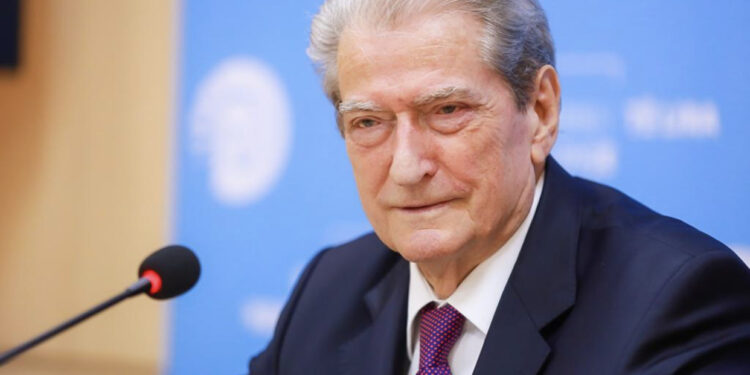 Berisha i prerë: Unë po rikthehem si kombëtarja! Në 2025-ën fitoj zgjedhjet