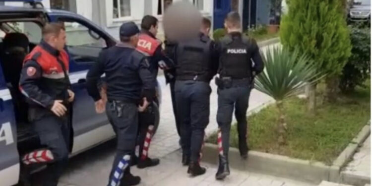SPAK operacion në disa qytete/ Mes të arrestuarve dhe një shef komisariati