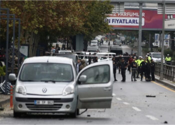 Sulm me bombë pranë parlamentit në Ankara, 4 të vdekur