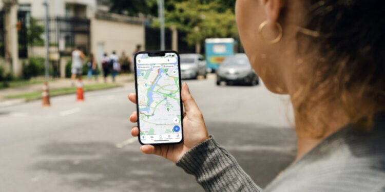 Si një vajzë braziliane zbuloi se i dashuri i saj po e tradhtonte përmes Google Maps