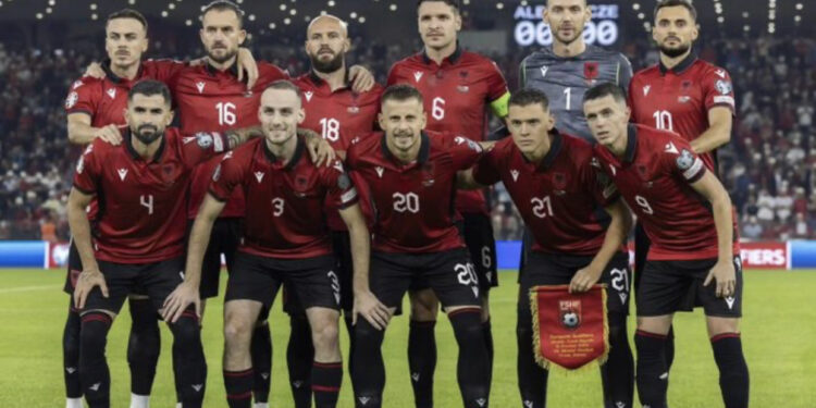 Vetëm dy titullarë nga ndeshja ndaj Çekisë, Sylvinho bën rotacion për miqësoren kundër Bullgarisë