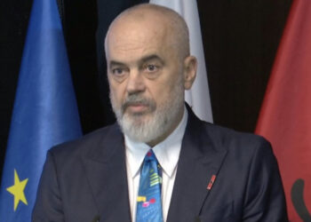 Konferenca me Von der Leyen, Rama: Të bekuar që rrethohemi nga BE