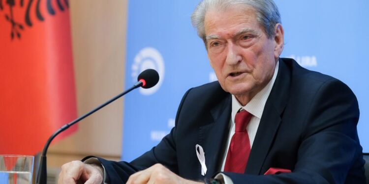 SPAK i arrestoi dhëndrin, Berisha: “Partizanin” e nisi Nano, e firmosi Rama, jo unë!