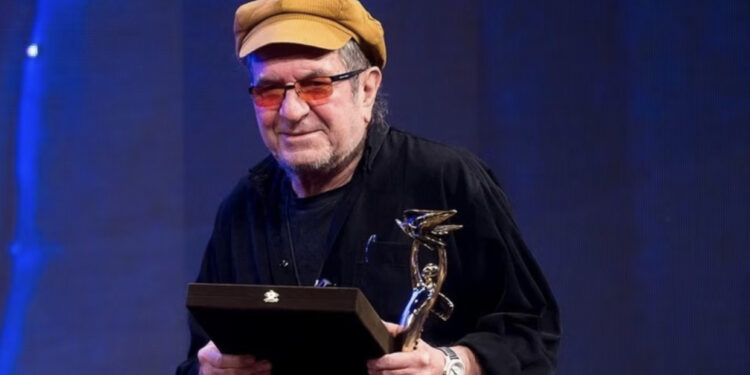 Vritet me thikë regjisori i mirënjohur