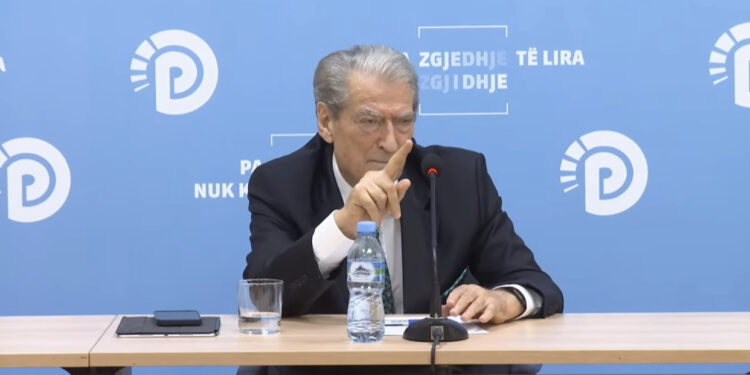 Detyrim paraqitje! Berishës i bllokohet pasaporta, ndalohet të dalë jashtë vendit