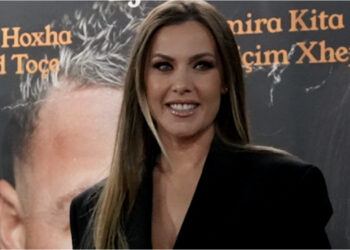 Premiera në Prishtinë, Olta pritet keq nga fansat: S’të do kurrkush!