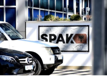 SPAK u fut brenda familjes Berisha, zyrtarë të ambasadës së SHBA shkojnë në prokurori