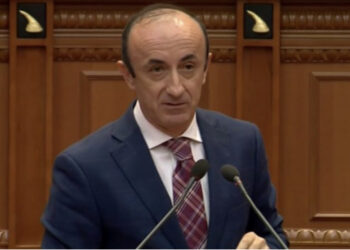 “Dakordësi për të heshtur”, Sula i përgjigjet Çollakut për rezolutën: Kosova nuk mund të përdoret për lojë politike