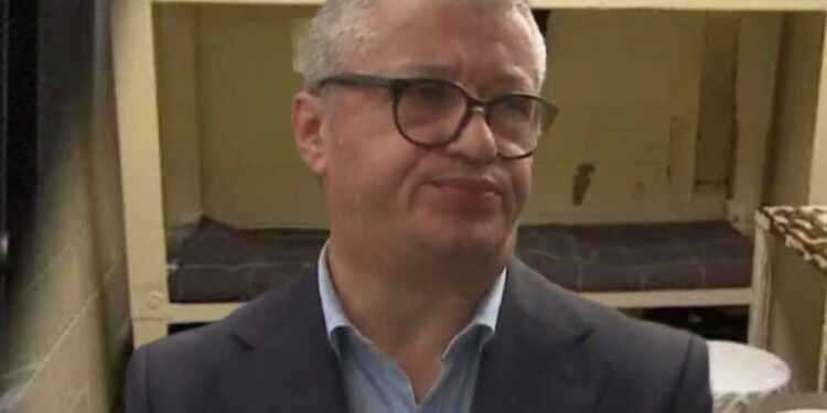 Ditët e Alfred Pezës në krye të RTSH drejt fundit