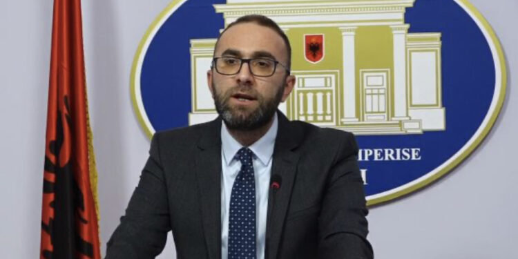 Tërhiqet PS, anulon vendimin e përjashtimit të demokratëve nga Kuvendi, Bardhi: Asnjë pengesë!