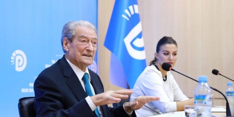 Berisha: Nëse një familjar i imi, ka përfituar një metër katror në kundërshtim me ligjin, atëherë unë jam përgjegjës