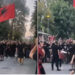 VIDEO/ Shqipëri-Çeki, tifozët kuqezinj elektrizojnë rrugët e Tiranës me këngë patriotike