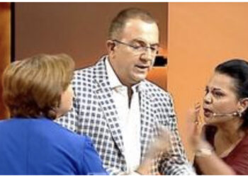 “Do të djeg si miu”, dy kunatat përleshen në studio, Arditi futet në mes