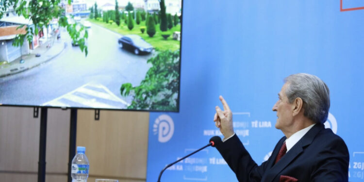 Berisha: Shikoni me pamje terrorin që bënë Bajrajt në 14 Maj në Shkodër