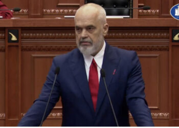 Rama: Kosova gaboi, i bëri “dhurata” Serbisë! Bëri edhe gjeste kundër Shqipërisë