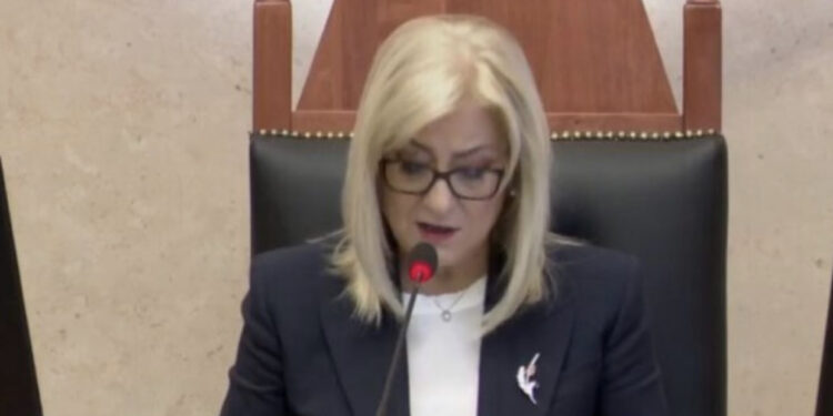 “Bardhi nuk është më pjesë e PD”, Nikolla lexon njoftimin e Lulzim Bashës për Kuvendin