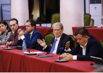 Shehu: Doktor na rikthe! Berisha: Na ka rënë zjarri në shtëpi, më keq se në ’97-ën