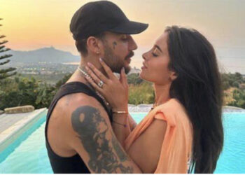 VIDEO/ Jori dhe i dashuri i saj në Shqipëri, “çmenden” pas byrekëve të Lushnjës