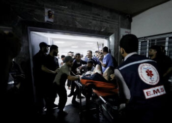 Rrëfime nga mjekët në Gaza: Pa drita, pa shtretër, pa barna