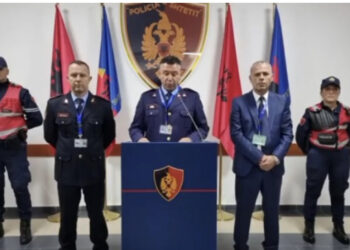 Operacioni antidrogë në Lezhë, arrestohen 5 persona, 3 prej tyre vëllezër! Sekuestrohen mijëra euro dhe 158 kg kanabis 