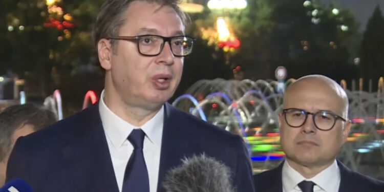 Vuçiç i përgjigjet Macronit nga Kina: E kemi dënuar sulmin në Banjskë, e lus ambasadorin francez t’ia çojë deklaratat