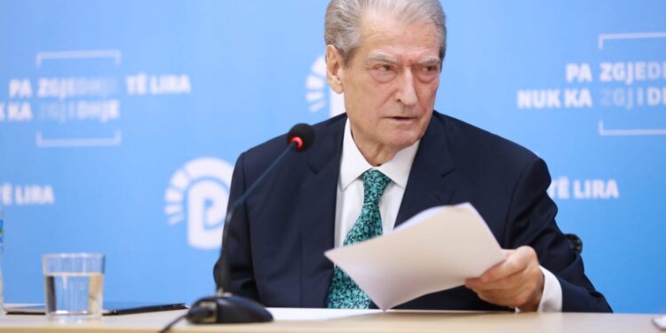 Berisha: Greva e urisë është një opsion! Nuk ka diskutim, kjo është betejë