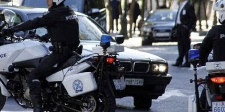 Tmerri i bizneseve! Arrestohet shqiptari për 9 vjedhje me armë në Greqi