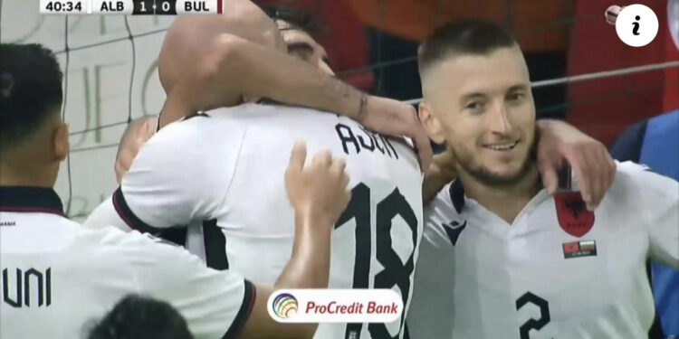 GOOOOL/ Shpërthen festa në “Air Albania”, Laçi gjen golin e avantazhit