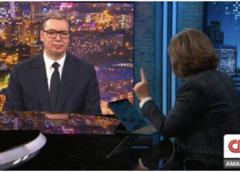 Kjo pyetje e gazetares së famshme amerikane nxorri Vuçiçin nga binarët