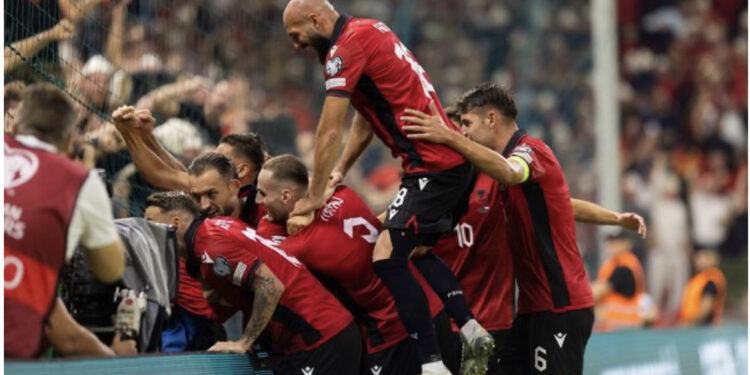 Sukseset ndaj Polonisë, Çekisë dhe Bullgarisë, Shqipëria ngjitet tre vende në renditjen e FIFA-s për tetorin