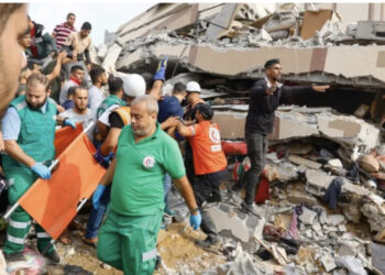 LUFTA/ Raketat e Izraelit vrasin 22 anëtarë të një familjeje, mes tyre dhe 7 fëmijë