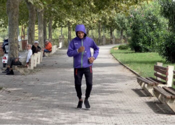 Kampioni i lagjeve të varfra, historia e 24-vjeçarit që mposhti paragjykimet