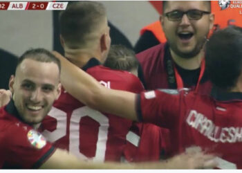 GOOOOO/ Vjen goli i dytë, Taulant Seferi çon topin në rrjetën e çekëve