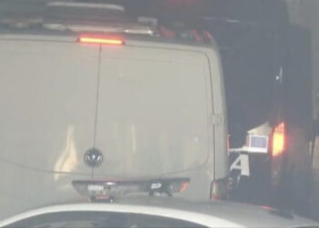 Dhëndri i Berishës futet me pranga në duar në gjyq