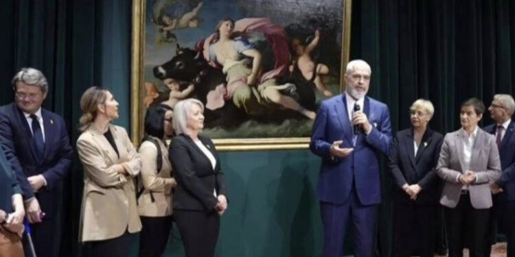 Shfaqja, thelbi dhe hija e Gazës mbi Procesin e Berlinit në Tiranë