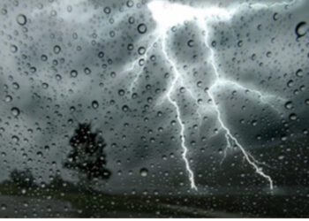 MOTI/ Bëhuni gati! Shi dhe shtrëngata në vend