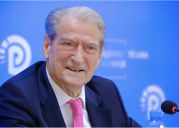 Sali Berisha feston 79-vjetorin e lindjes: Ndihem i motivuar dhe besimplotë, si në fillimet e mia