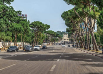 “Nuk pipëtin as miza”! Lista me rrugët që do të bllokohen në Tiranë