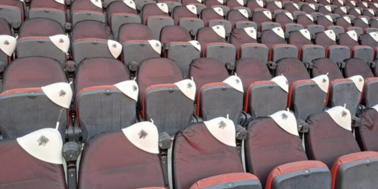 “Me plis për Berlin”, FSHF “vesh” stadiumin para sfidës me Çekinë