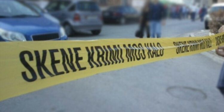 Po rregullonte një pajisje! 57-vjeçari bie nga lartësia në Vlorë