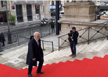 Rama mbërrin në Forumin e Paqes në Paris, fokusi te lufta Izrael-Hamas