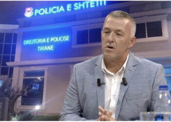 I morën në qafë mesazhet sekrete/ Si ranë në “rrjetë” Breçani me shefin?