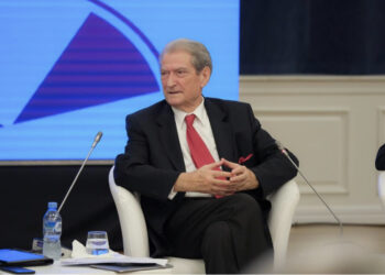 “Buxheti miratohet në klube bakllavaje”, Berisha: Aksioni i opozitës, qëndresë pa kthim