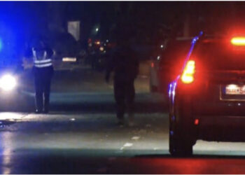 Autobusi me fëmijë përplaset “kokë më kokë” me makinën! Ka shumë të plagosur