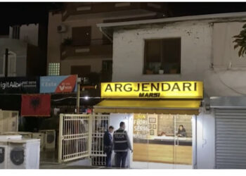 “Duart lart se ju vramë”! Pistoletën drejt kokës, si u grabit floriri në Kamëz? 