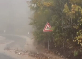 Stuhia “Ciaran”, situatë e vështirë në rrugët e Dibrës