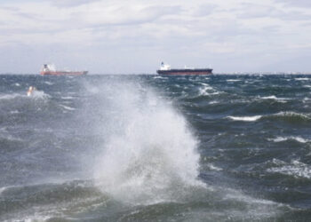Mbytet anija e mallrave në Greqi, në bord kishte 14 persona